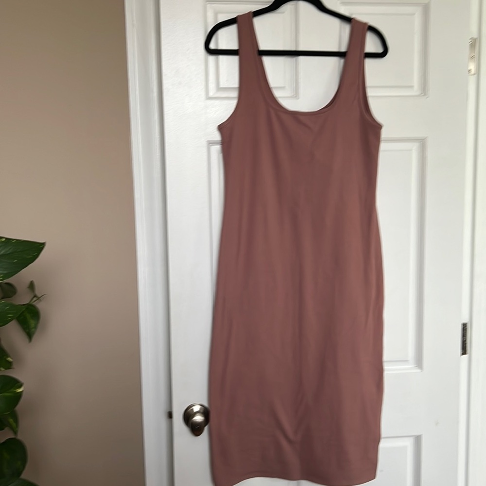 NWT Abercrombie midi body con dress with slit on one side